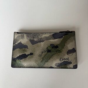 New Authentic Coach Zip Card Case with Watercolour Script Print